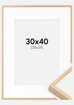 Aluminiumsramme Messing 30x40 cm - Passepartout Hvid 21x30 cm