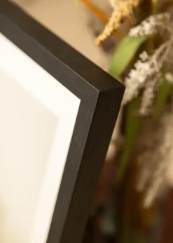 BGA Kasseramme Sort 70x100 cm - Passepartout Hvid 62x85 cm