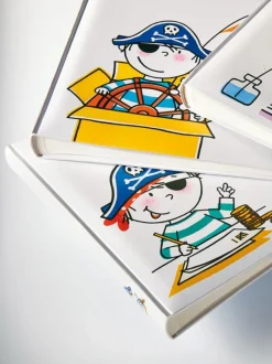 Børnealbum Piratbørnehave - 28x30,5 cm (50 Hvide sider / 25 blade)