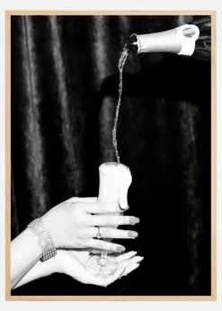 Champagne Hands Bw Plakat (21x29.7 cm (A4))