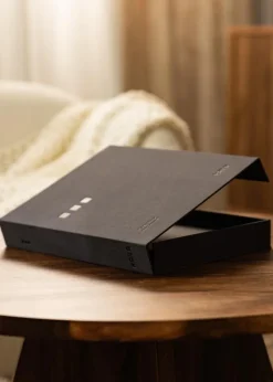 KAILA ... - Coffee Table Photo Album (60 Sorte Sider / 30 Blade)