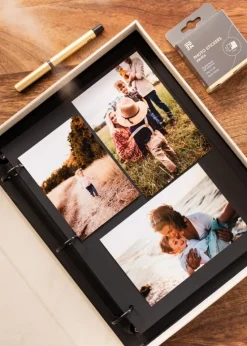 KAILA BEST DAY EVER Creme - Coffee Table Photo Album (60 Sorte Sidor)