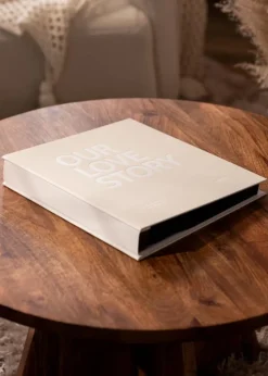 KAILA Fotoalbum OUR LOVE STORY Creme - 600 billeder i 10x15 cm