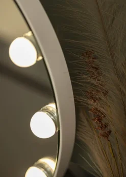 KAILA Makeupspejl V Hvid - 50x48 cm