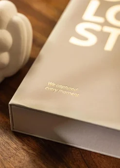 KAILA OUR LOVE STORY Creme - Coffee Table Photo Album (60 Sorte Sidere)