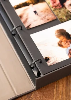 KAILA THE STORY OF US Black - Coffee Table Photo Album (60 Sorte Sidor)