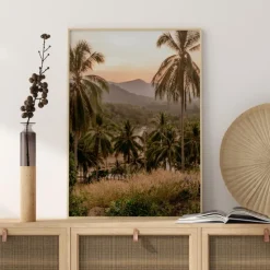 Palm Trees On Mountain Plakat (21x29.7 cm (A4))