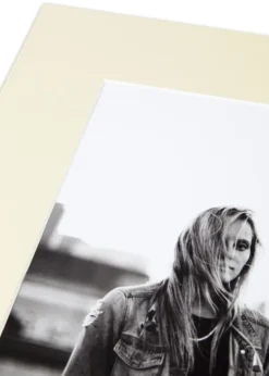 Passepartout Creme (Hvid kerne) - Bestilt efter mål