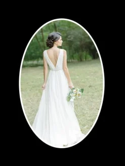 Passepartout Sort Oval (Hvid kerne) 30x40 cm (19x29)