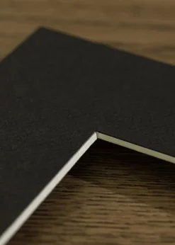 Passepartout Sort Standard (Hvid Kerne) 70x90 cm (59,96x75,2)