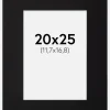 Passepartout Sort Standard (Hvid Kerne) 20x25 cm (11,7x16,8)