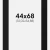 Passepartout Sort Standard (Hvid kerne) 44x68 cm (32,02x54,88)