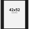 Passepartout Sort Standard (Hvid kerne) 42x52 cm (32x42)