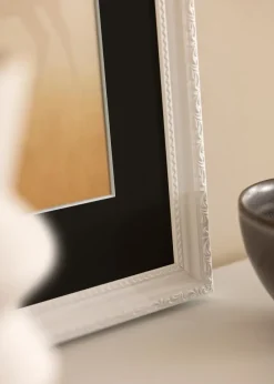 Ramme Abisko Hvid 60x80 cm - Passepartout Sort 50x70 cm