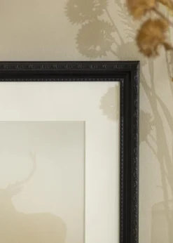 Ramme Abisko Sort 60x60 cm - Passepartout Hvid 45x45 cm