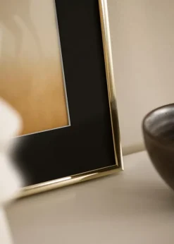 Ramme Aluminium Blank Guld 30x40 cm - Passepartout Sort 21x30 cm