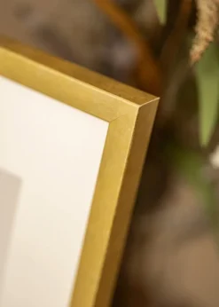 Ramme Ares Guld 45x60 cm - Passepartout Hvid 14x19 inches