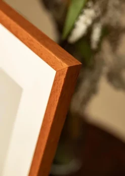 Ramme Ares Kirsebær 20x25 cm - Passepartout Hvid 15x20 cm