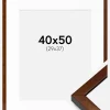 Ramme Ares valnød 40x50 cm - Passepartout Hvid 30x38 cm