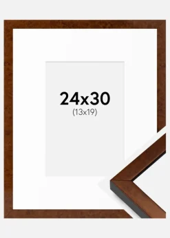Ramme Ares valnød 24x30 cm - Passepartout Hvid 14x20 cm