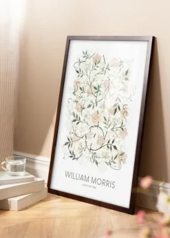 Ramme BGA Classic Valnød 70x70 cm - Passepartout Hvid 60x60 cm