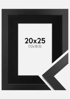 Ramme Black Wood 20x25 cm - Passepartout Sort 13x19,5 cm