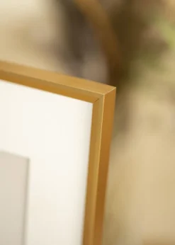 Ramme Desire Guld 40x50 cm - Passepartout Hvid 29,7x42 cm (A3)