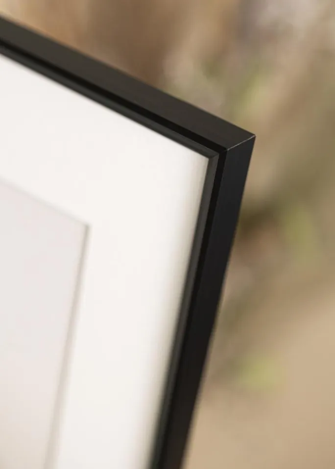 Ramme Desire Sort 30x40 cm - Passepartout Hvid 21x30 cm