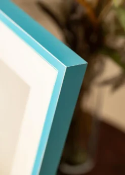 Ramme Diana lyseblå 20x25 cm - Passepartout Hvid B6 125x176 mm