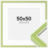 Ramme Diana Lysegrøn 50x50 cm - Passepartout Hvid 15x15 inches