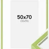 Ramme Diana lysegrøn 50x70 cm - Passepartout Hvid 33x56 cm