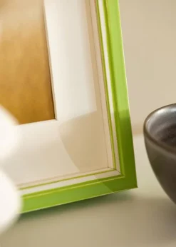 Ramme Diana Lysegrøn 50x60 cm - Passepartout Hvid 35x45 cm