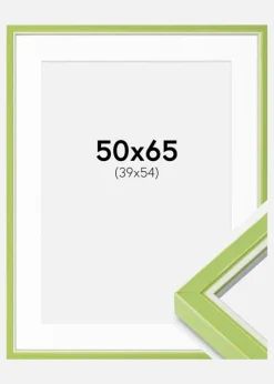 Ramme Diana Lysegrøn 50x65 cm - Passepartout Hvid 40x55 cm