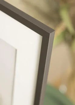 Ramme Edsbyn Grafit 20x30 cm - Passepartout Hvid 10x20 cm