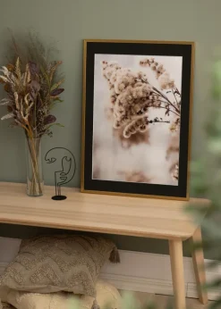 Ramme Edsbyn Guld 40x50 cm - Passepartout Sort 27x35 cm