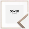 Ramme Edsbyn Lys Valnød 50x50 cm - Passepartout Hvid 35x35 cm