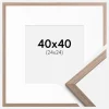 Ramme Edsbyn Lys Valnød 40x40 cm - Passepartout Hvid 25x25 cm