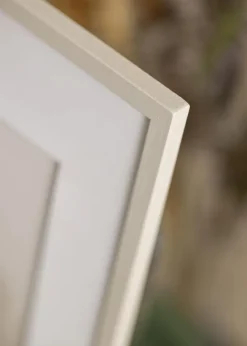 Ramme Edsbyn Sand 50x60 cm - Passepartout Hvid 40x50 cm