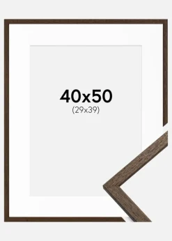 Ramme Edsbyn Valnød 40x50 cm - Passepartout Hvid 30x40 cm