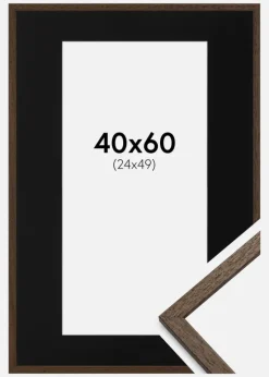 Ramme Edsbyn Valnød 40x60 cm - Passepartout Sort 25x50 cm