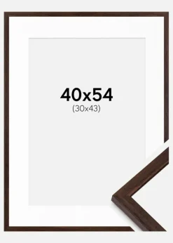 Ramme Edsbyn Valnød 40x54 cm - Passepartout Hvid 31x44 cm