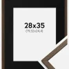 Ramme Edsbyn Valnød 28x35 cm - Passepartout Sort 8x10 inches