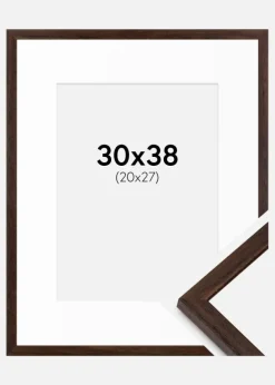 Ramme Edsbyn Valnød 30x38 cm - Passepartout Hvid 21x28 cm