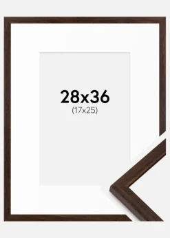 Ramme Edsbyn Valnød 28x36 cm - Passepartout Hvid 18x26 cm