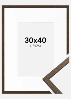 Ramme Edsbyn Valnød 30x40 cm - Passepartout Hvid 18x27 cm