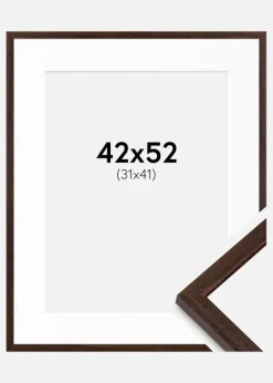 Ramme Edsbyn Valnød 42x52 cm - Passepartout Hvid 32x42 cm