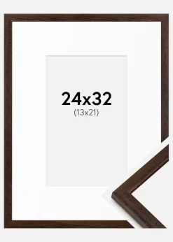Ramme Edsbyn Valnød 24x32 cm - Passepartout Hvid 14x22 cm