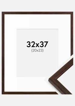 Ramme Edsbyn Valnød 32x37 cm - Passepartout Hvid 21x24 cm