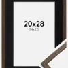 Ramme Edsbyn Valnød 20x28 cm - Passepartout Sort 15x23 cm