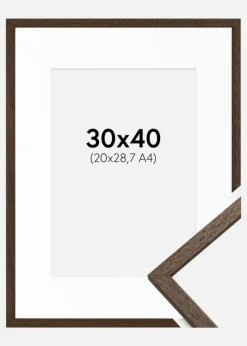 Ramme Edsbyn Valnød 30x40 cm - Passepartout Hvid 21x29,7 cm (A4)